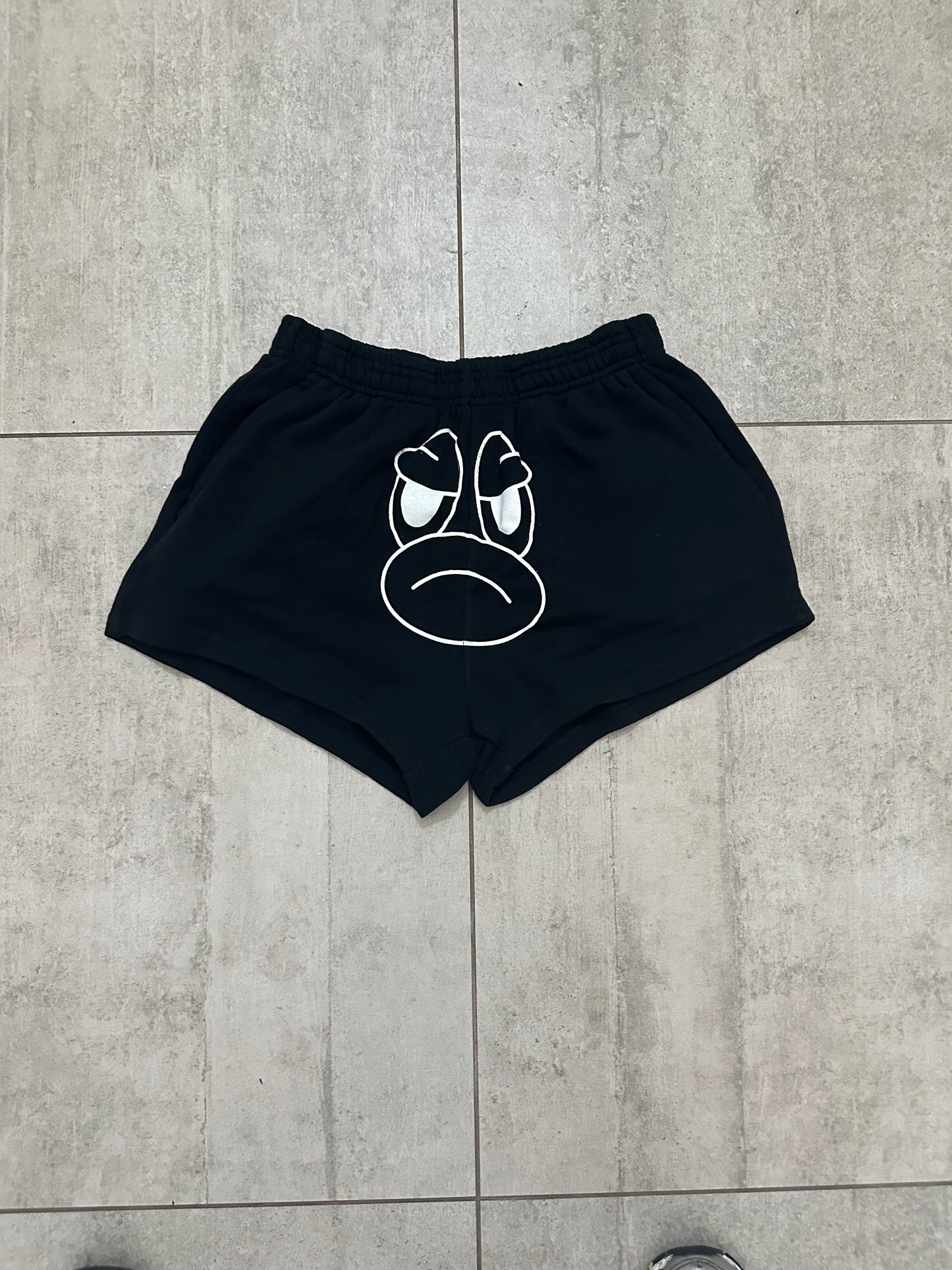 001 Shorts